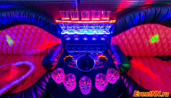   - PartyBus ()       -  !